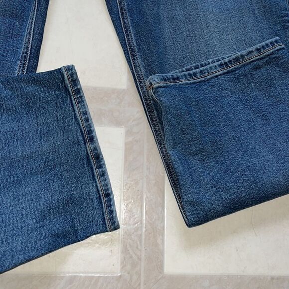 EXCELLENT CONDITION WOMEN’S SIZE 14 AMERICAN EAGLE STRETCH 90’S STRAIGHT JEANS - Picture 2 of 6